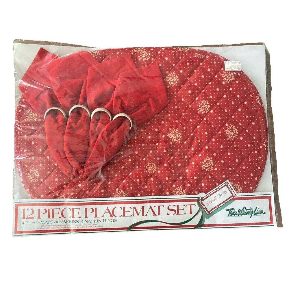 Vintage Christmas Quilted Placemat Set Napkin Ring Town Country Linen 12 Pc Red
